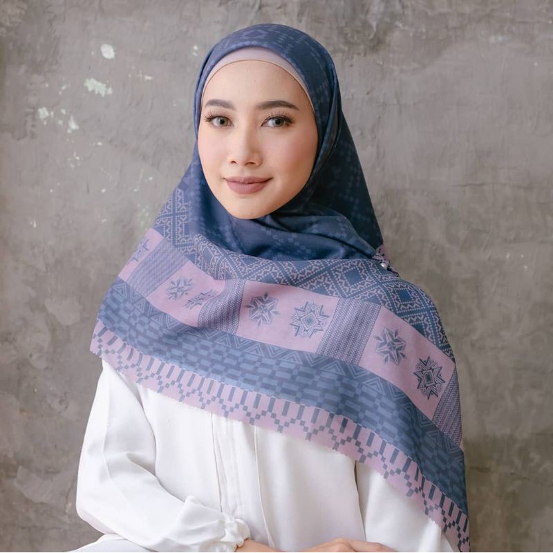 PASMINA PLISKET PREMIUM TANPA GARIS TENGAH