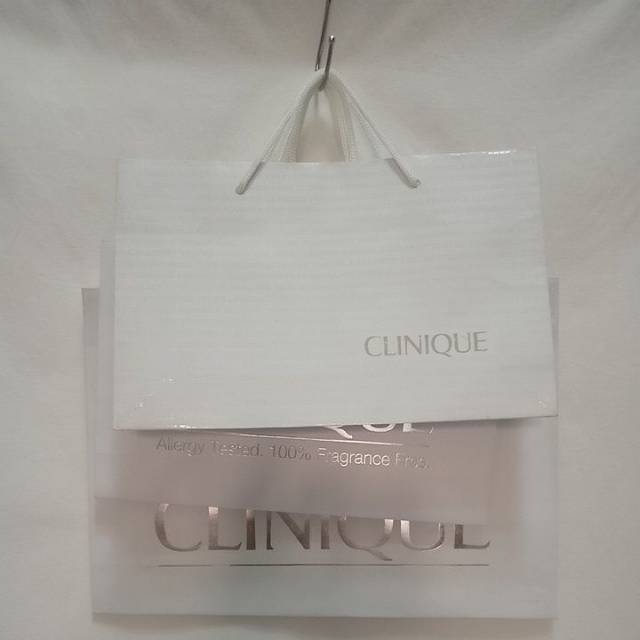 

CLINIQUE PAPERBAG