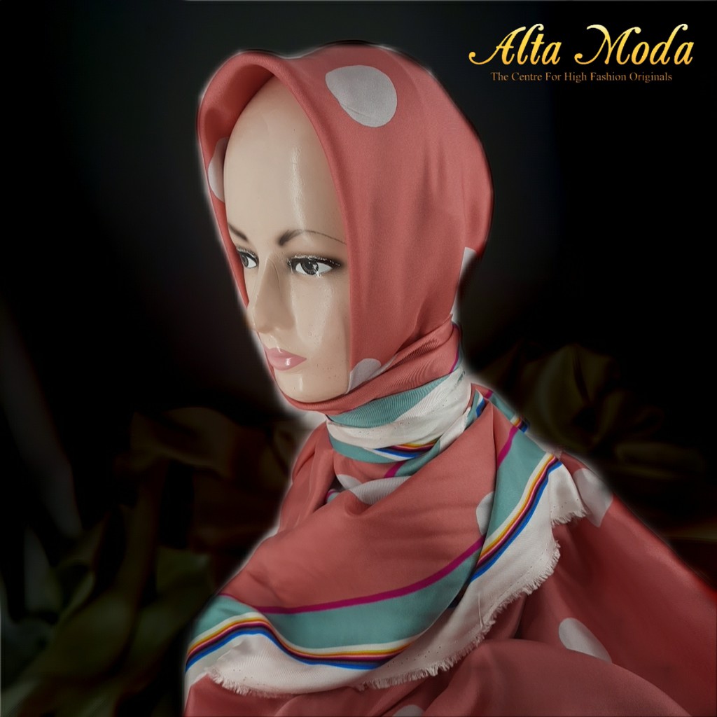 

Alta Moda Jilbab Fancy Silk Polkadot Coral (1M)