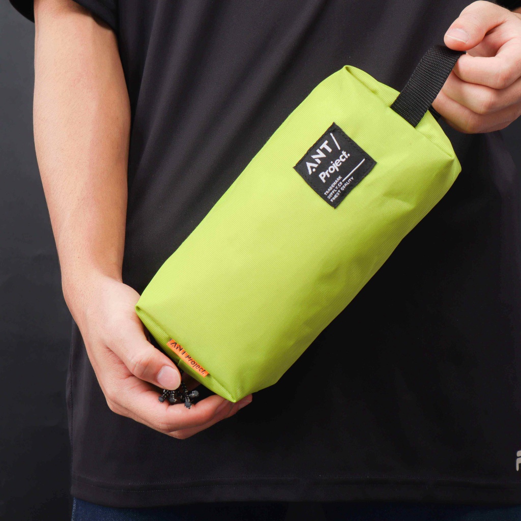 REV STORE - Pouch Bag MORELLO Hitam - Clucth Unisex