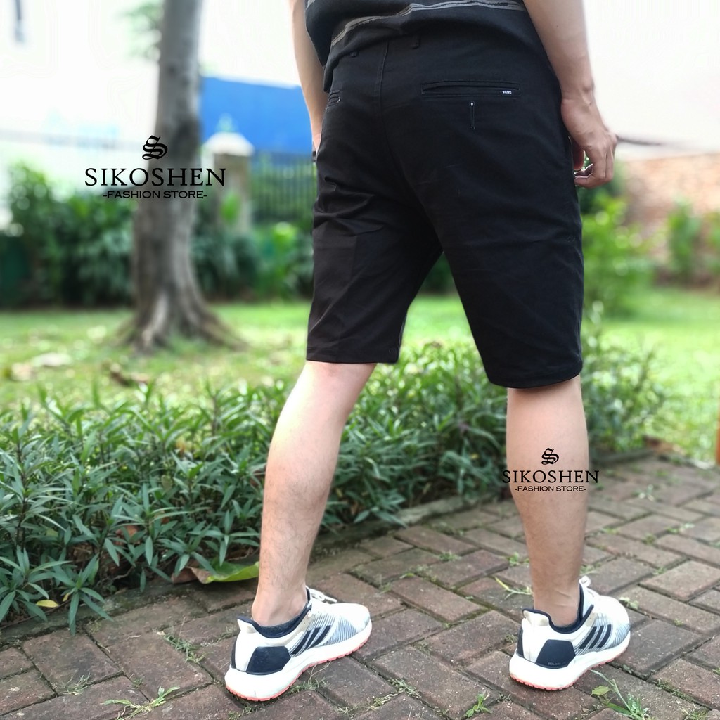 Celana Pendek Pria Distro Jumbo Big size Hitam / Celana Pendek Chino Cowok