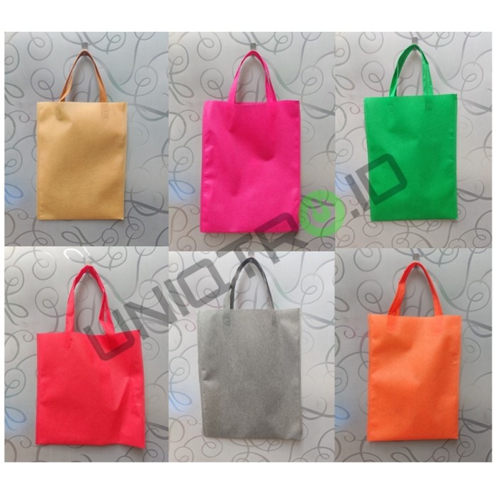 

TERLARIS Goodie Bag Tenteng Polos, Tas Spunbond Handle Loop 30x30 - Putih