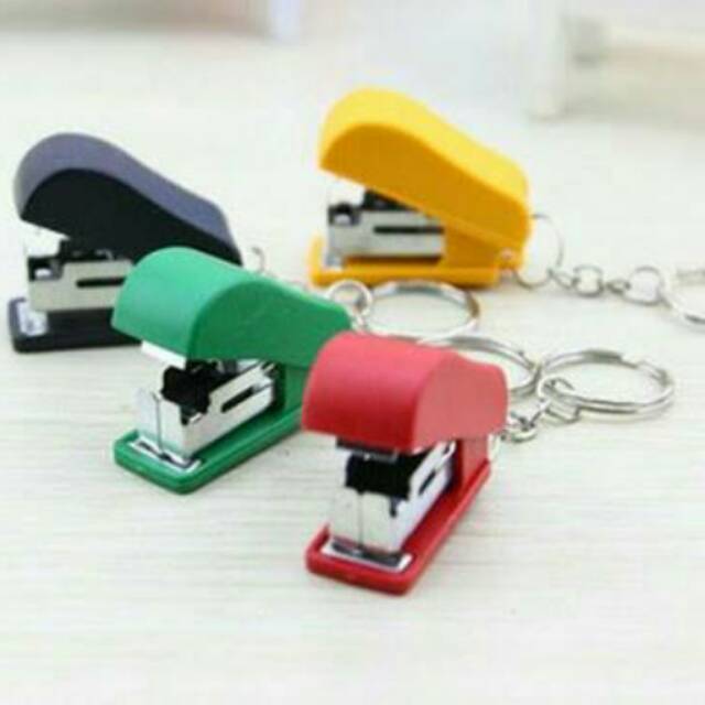 

Souvenir ganci staples mini