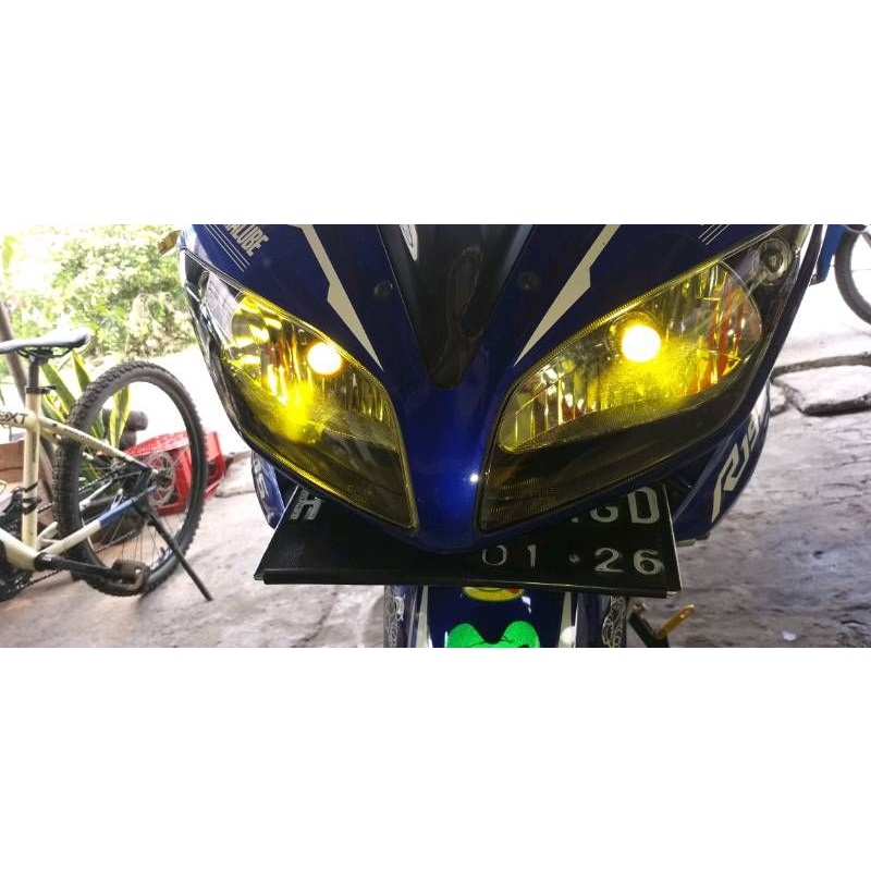 LAMPU UTAMA MOTOR H4 LASER/LAMPU LED MOTOR DEPAN H4 LASER HI/LO AC DC 8W-24Watt 9-80V 1THOUSAND/LAMPU LED H4 UTAMA MOTOR VIXION DLL/LED DEPAN MOTOR SOKET H4 LASER HI LO/LAMPU SOKET H4 LED LASER UNTUK SEMUA MOTOR SOKET H4-6