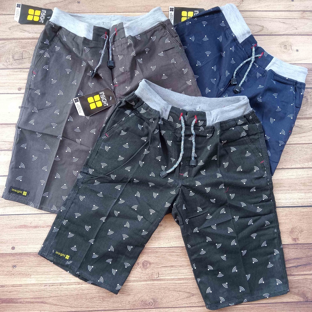 celana pendek pria / celana pendek pinggang karet pria..