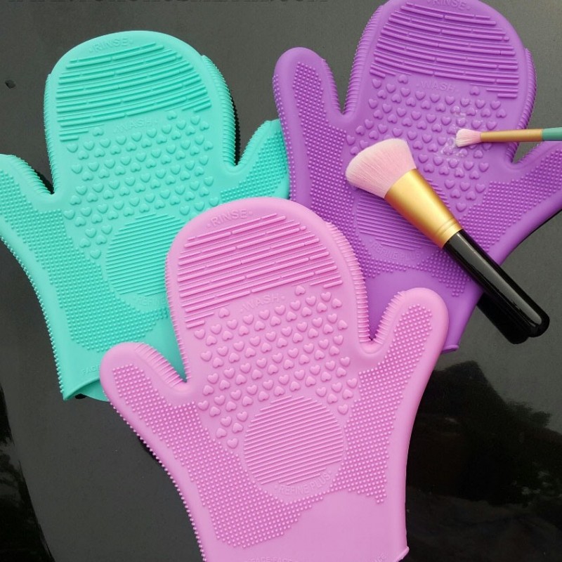 

Brush Cleansing Glove (PURPLE)