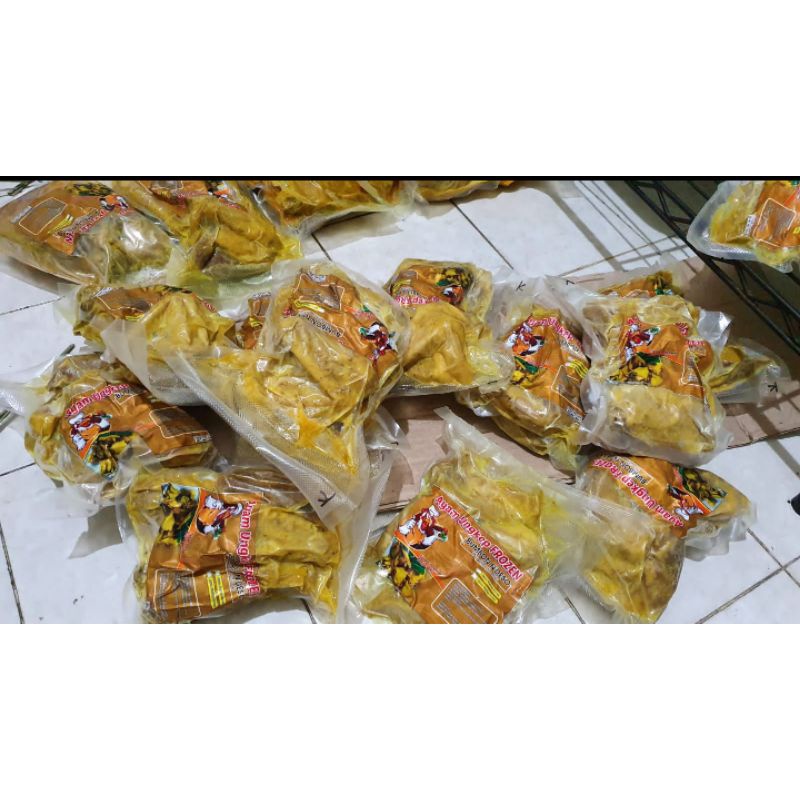 

AYAM UNGKEP FROZEN BUMBON 'NDESO ( 1 EKOR ) AYAM UTUH