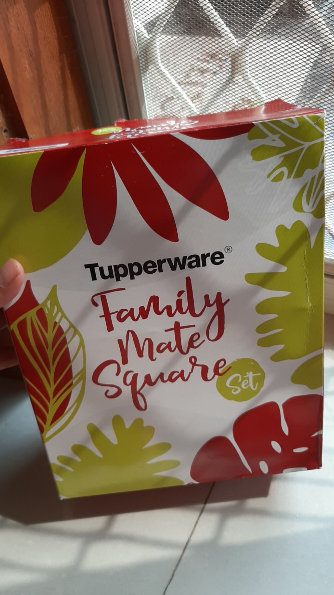 Family Mate Square & Family Mate Small Malaysia / Indonesia (1 Pcs) Toples Tupwr