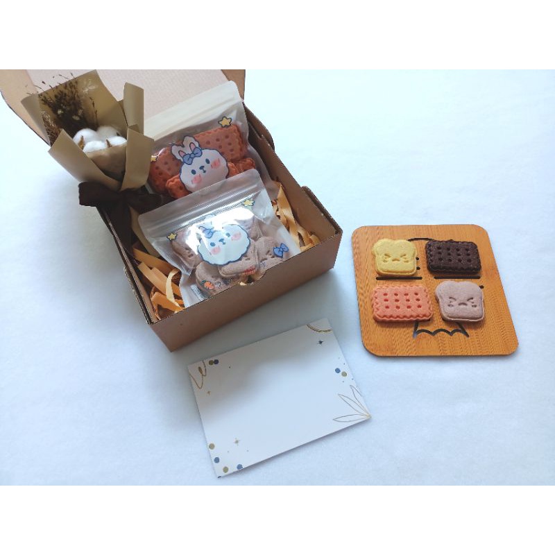 

Hampers Gift Box Wisuda Ulang Tahun Cookies Butter Premium Keekilicious