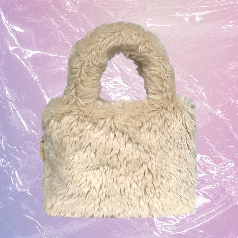 fluffy handle bag