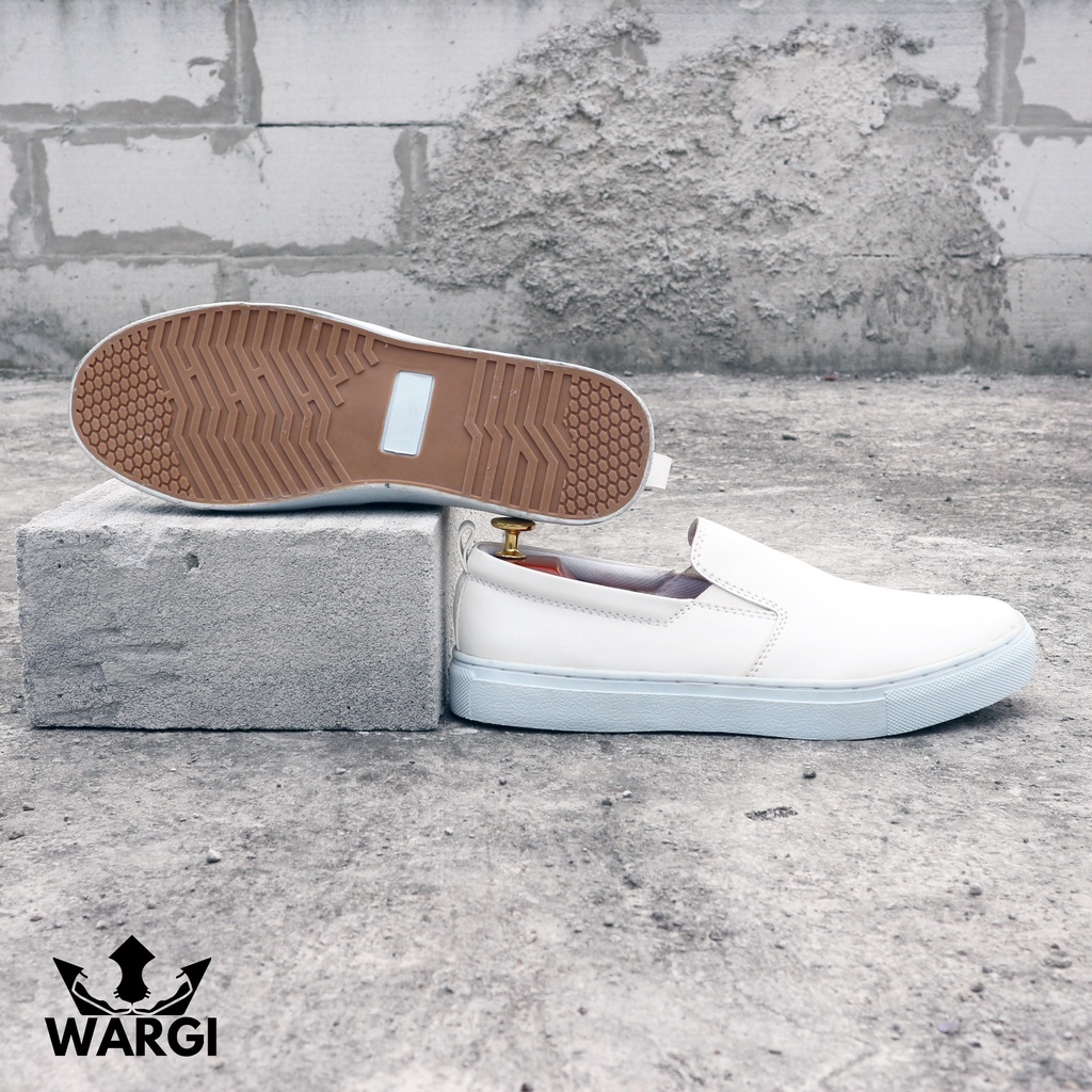 39-43 WARGI ARAYA - Sepatu Slip On Casual Pria Original Murah (cuci gudang)