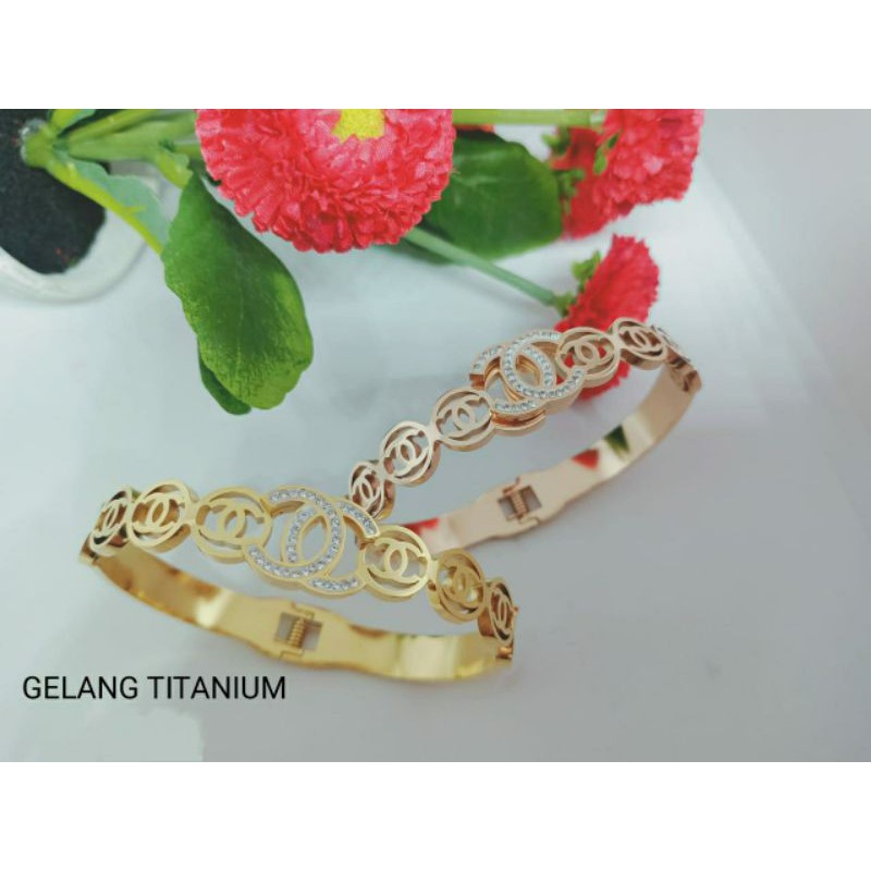 Fourfashion Gelang Titanium Bangle Chennel Permata