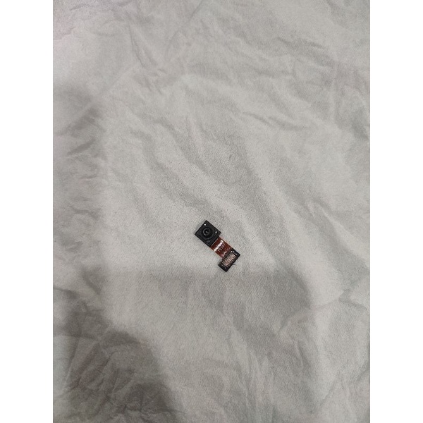 kamera depan poco m3