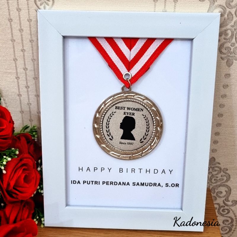 Frame Medali Custom / Hadiah Wisuda / Kado Ulang Tahun