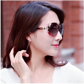 Kacamata Hitam Sunglass Elegan Anti Silau Polarisasi HD Bisa COD Kaca Mata Wanita Gaya Korea Anti UV