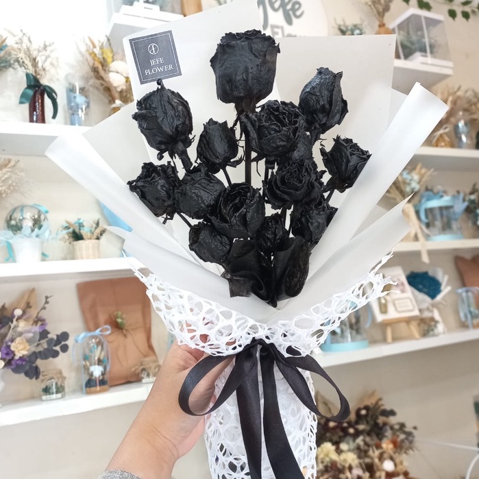 Jual Buket Bunga Mawar / Buket Mawar / Mawar Hitam / Dried Rose Bouquet