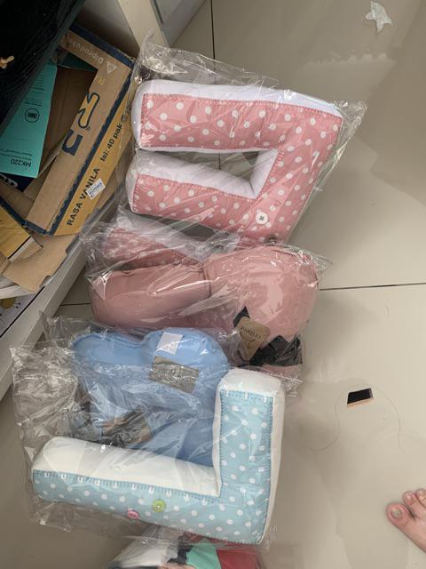 Letter Pillow (bantal Huruf) - C