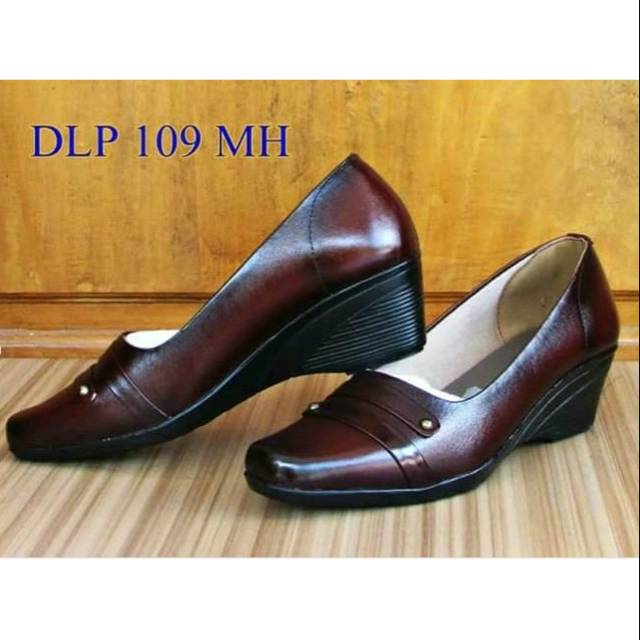 Sepatu kulit asli pantofel wanita