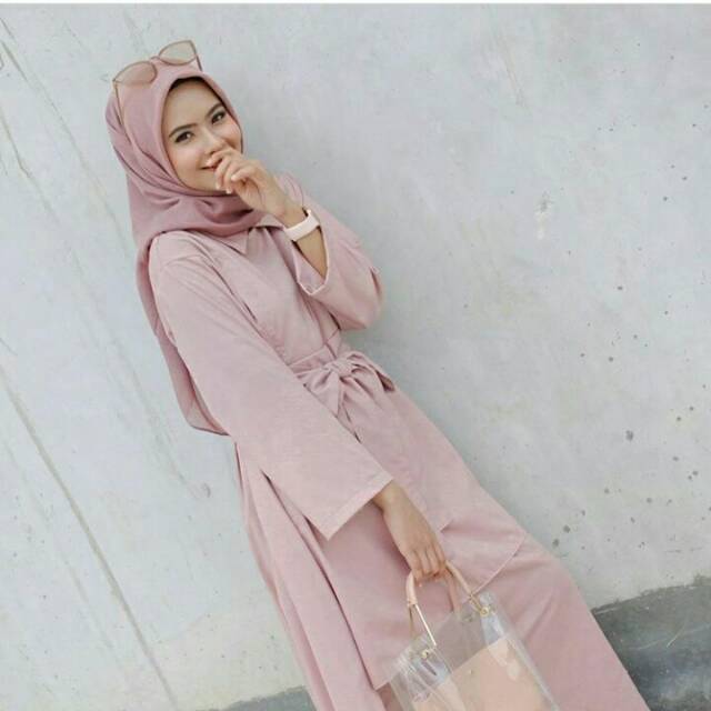 Falisha dress dusty pink by Zhafa.ID