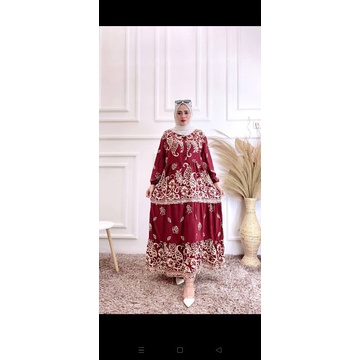 Gamis Jumbo Kancing Motif bunga