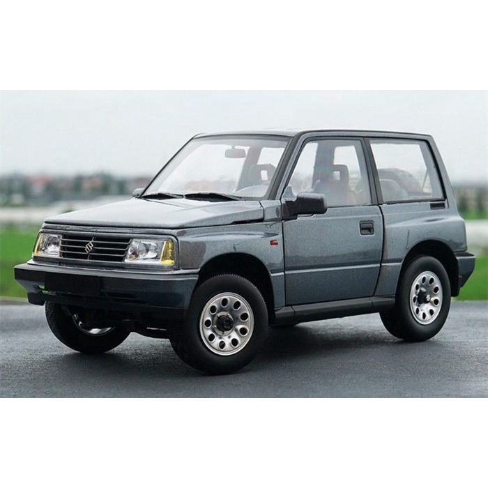 Diecast Model Mobil Suzuki Vitara Escudo 1/18 Skala SUV 4X4 AWD 1989
