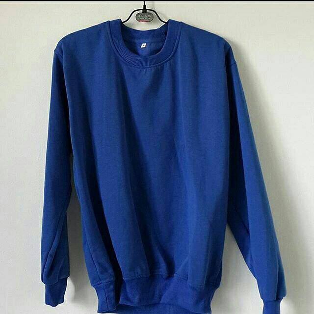 sweater tanpa hoodie