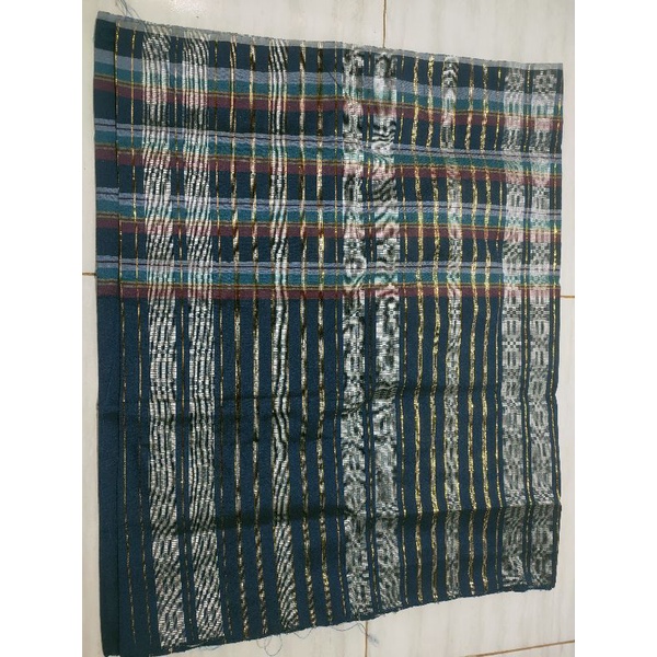 sarung lipa sabbe Bugis sengkang