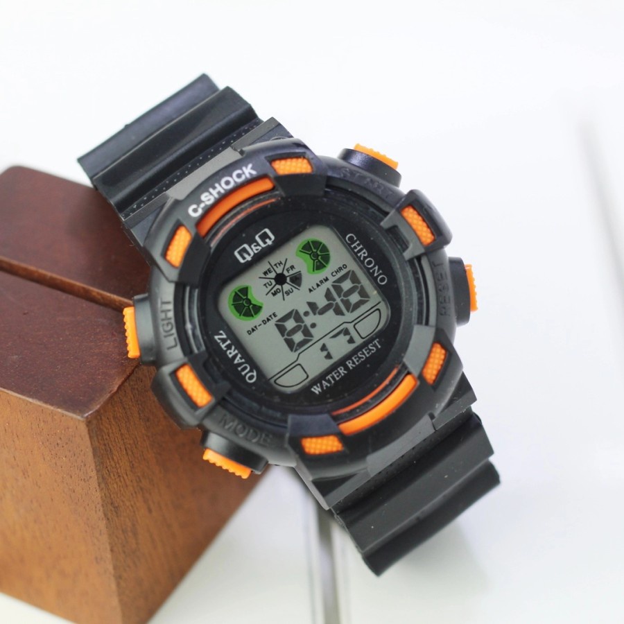 Jam Tangan Pria QQ Sport Digital Tali Rubber