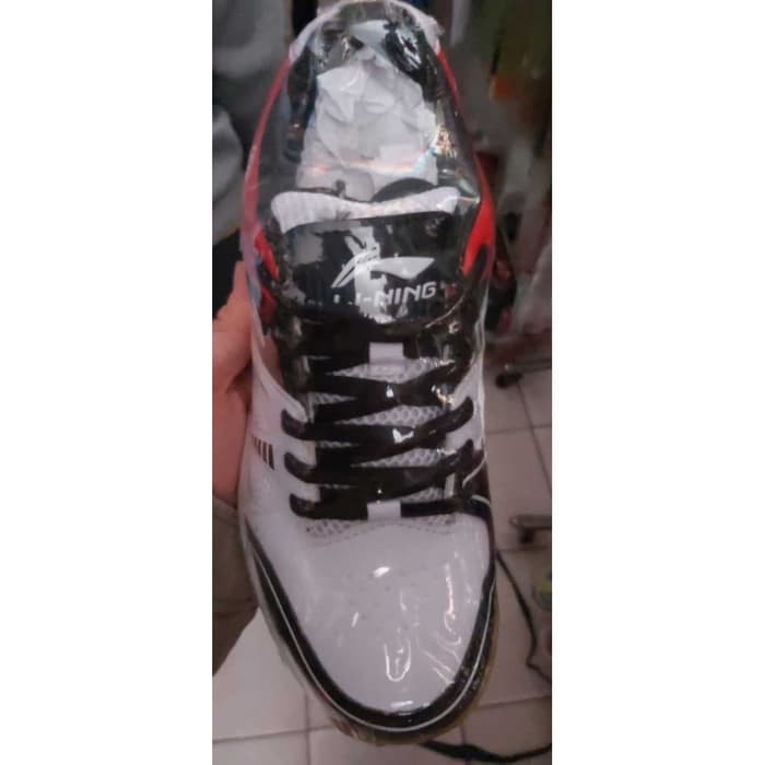 Sepatu Badminton Lining Warna Putih