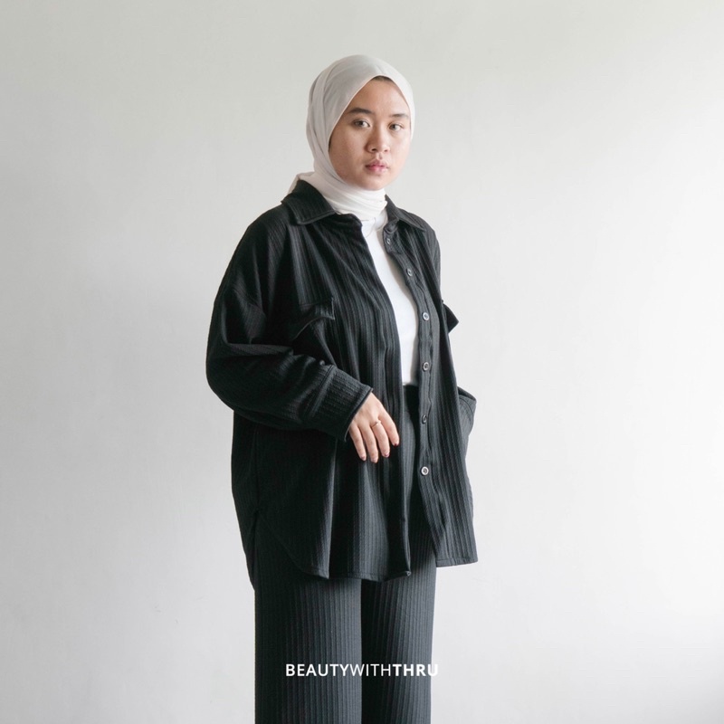 Gaia Oversize Jacket - Thruoutfit