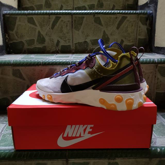 Nike React Element 87 Moss Original