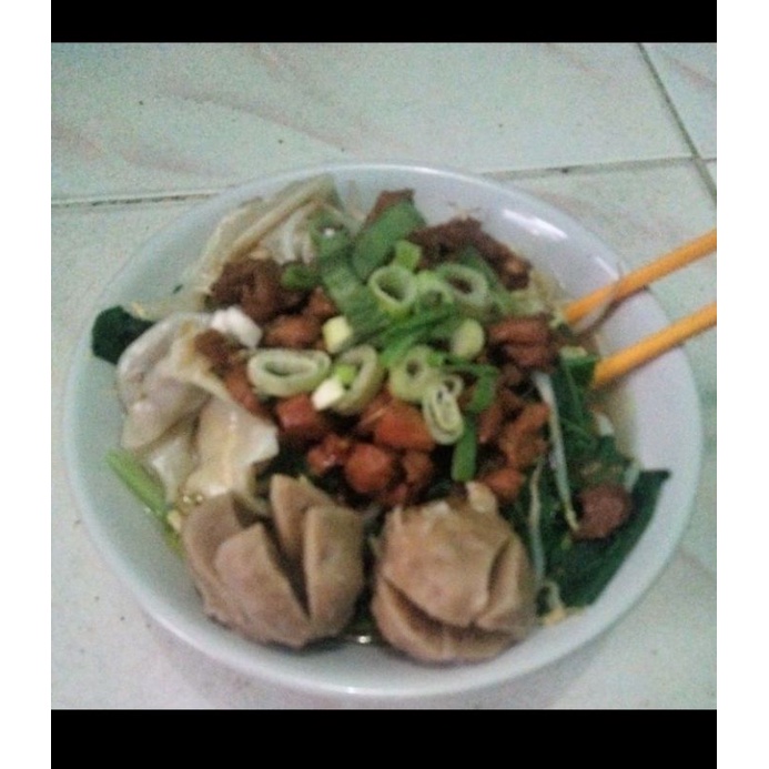

Mie ayam pangsit bakso