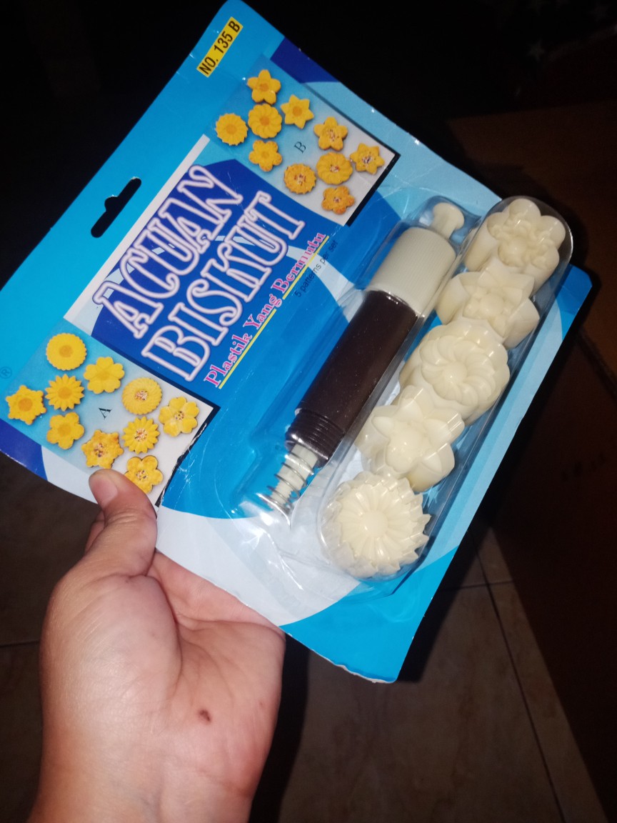 Acuan 135b Cetakan Biskuit 5 In 1