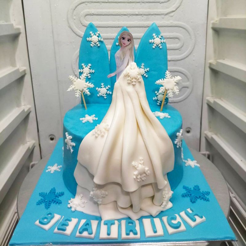 

kue ulang tahun frozen 2