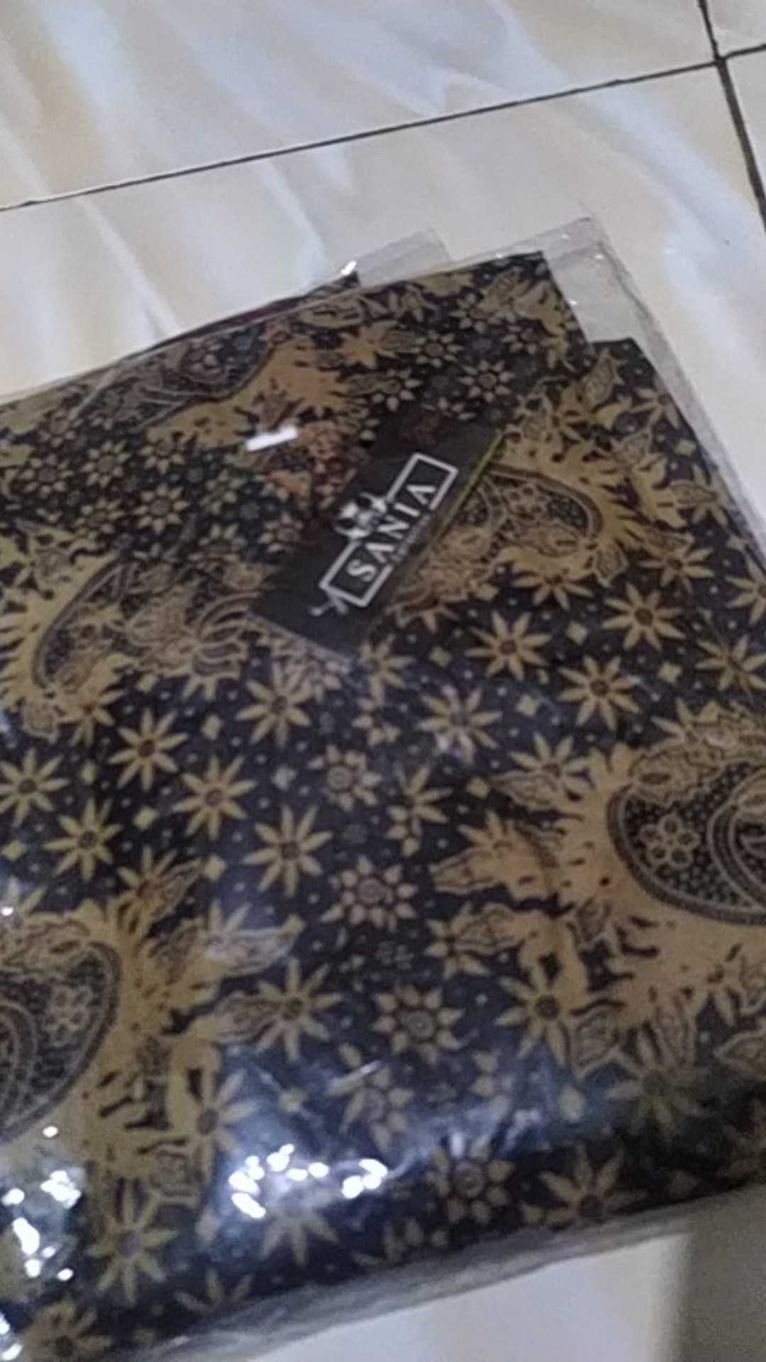 Seragam Keluarga Batik Couple Terbaru 2021
