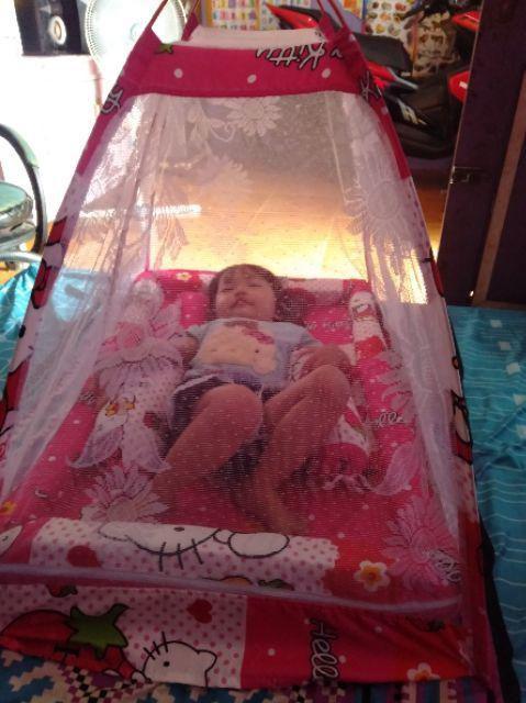 Wallpaper Dinding Batik Hitam Garis Bunga Kuning