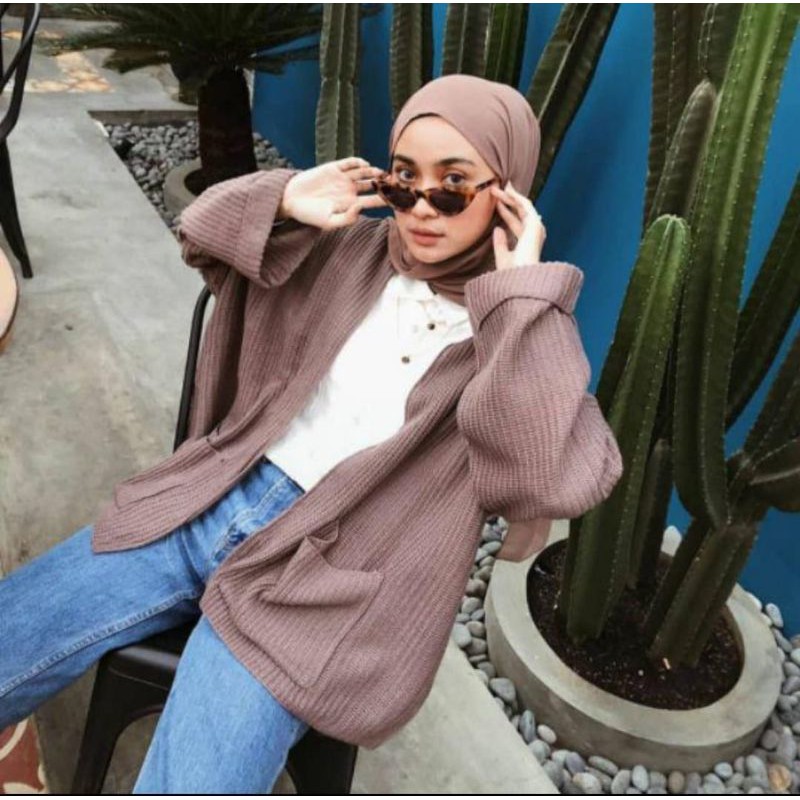 Oversize Loocy Cardi / Cardigan Oversize Rajut