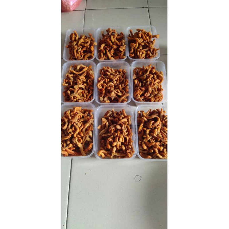 

KERIPIK USUS PEDAS 200 GR