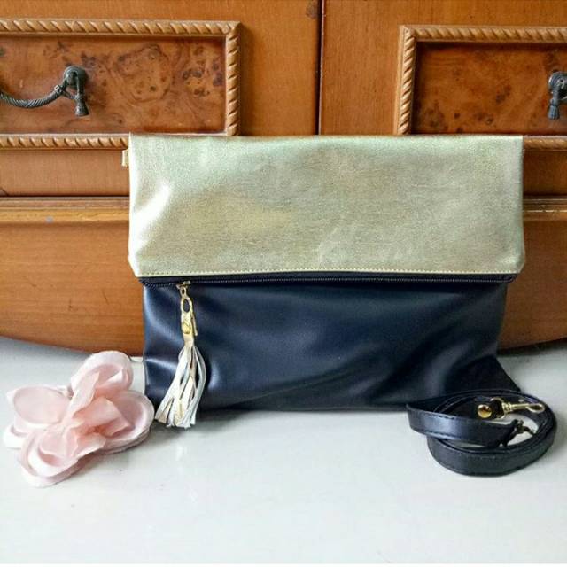 Tas selempang gold / clutch pesta / tas jinjing