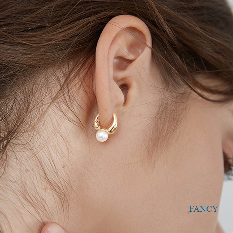 Anting Hoop Warna Silver Aksen Mutiara Gaya Korea Untuk Wanita