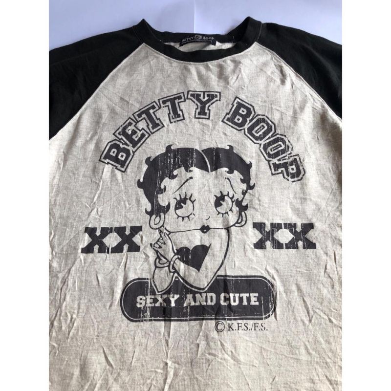 vintage Thrift Betty bob