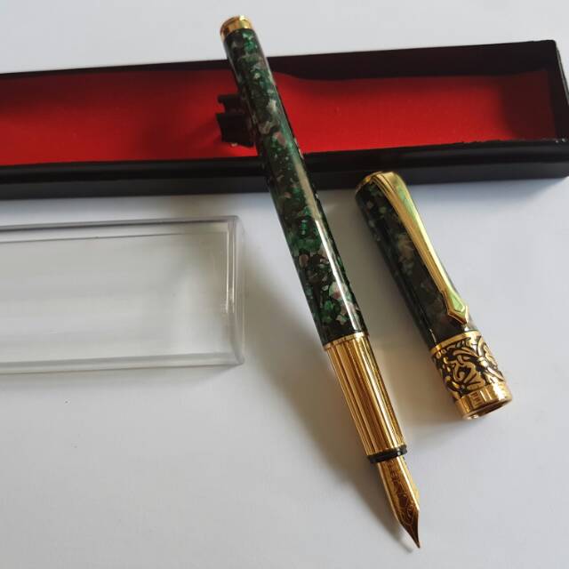 

PENA LANGKA..Fountain pen EIFFEL SCHMIDT .Pena tinta isi ULang.Gratis tinta Hero INK