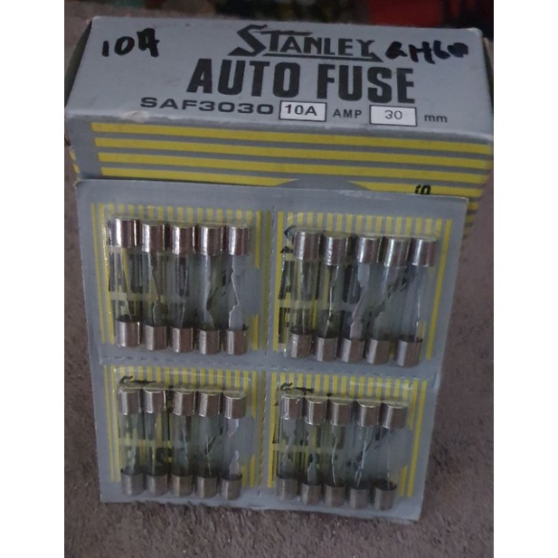 sekring tabung  10A, 15A