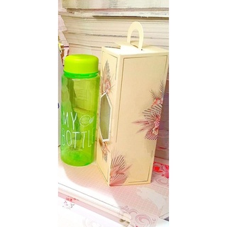 

Dus souvenir botol/thumbler 7x7x21 Cmuda