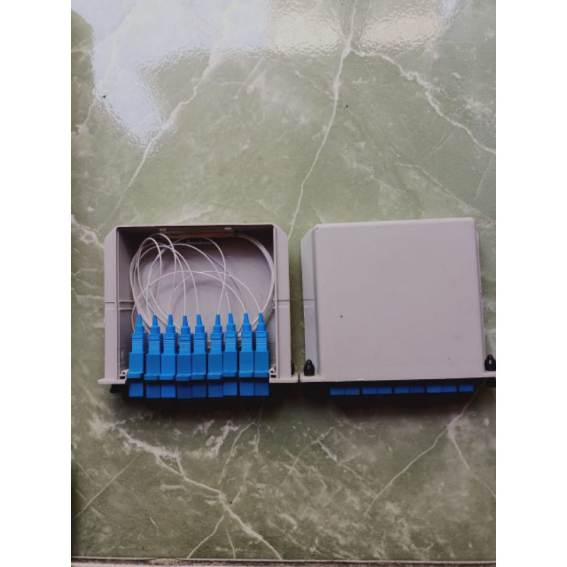 Spliter box 1-8 sc upc /Box +splitter 1-8 upc