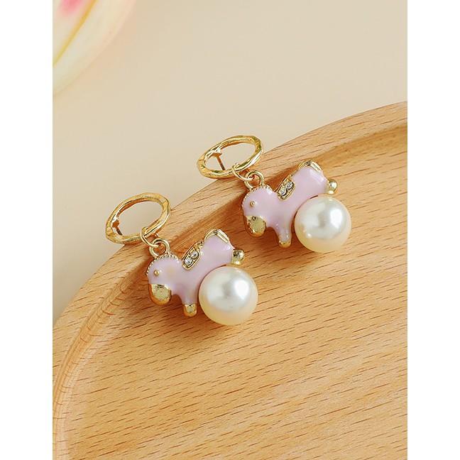 LRC Anting Tusuk Fashion Alloy Diamond Pearl Geometric Stud Earrings P4753