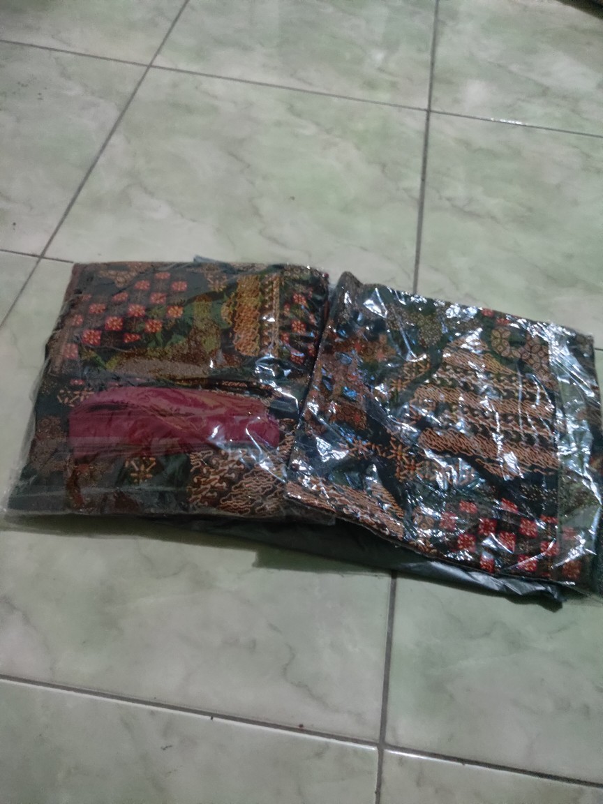 Couple Batik Terbaru 2021 Brukat Premium Sarimbit Batik Kebaya Batik Rnb Batik Couple Keluarga