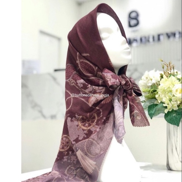 new buttonscarves Nautical series warna maya (maroon)