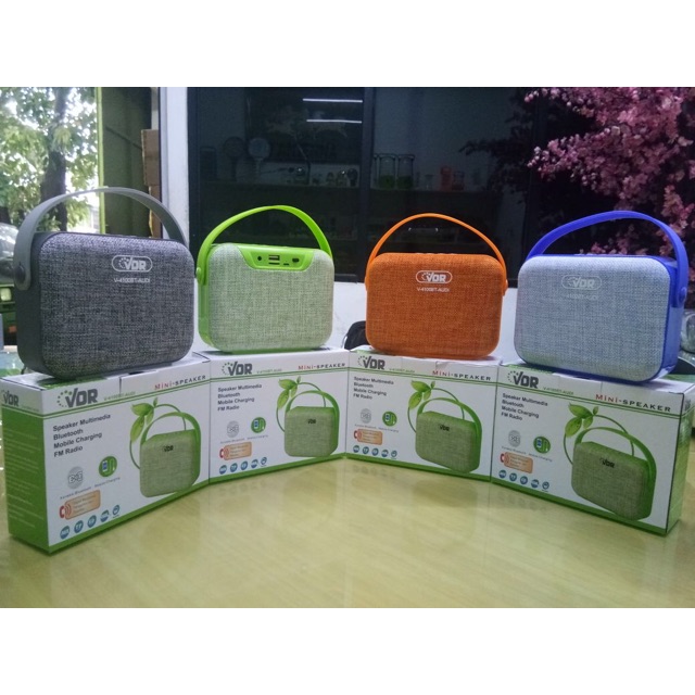 Speaker VDR 4100BT Audi di lengkapi dengan Fm Radio