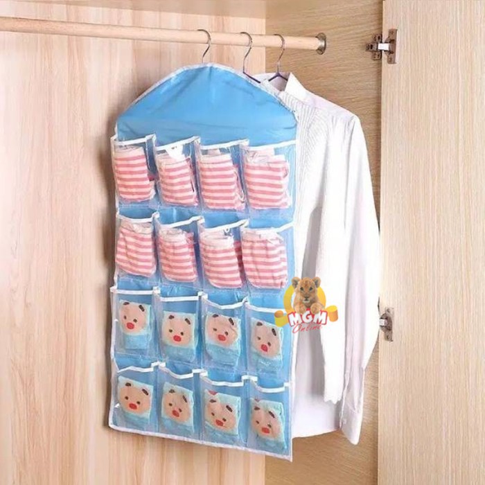 Kantong lemari tempat menyimpan celana dalam atau kaos kaki pouch